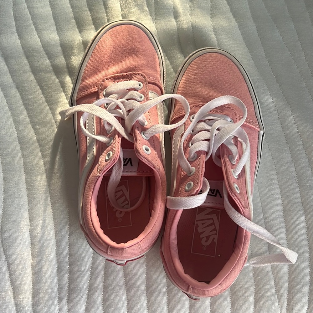 Excellent condition youth size 13 Pink Vans